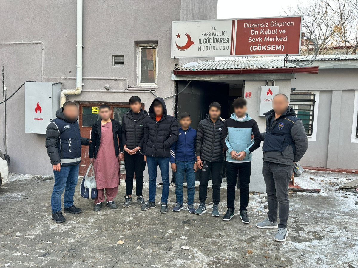 Kars'ta düzensiz göçmenler yakalandı